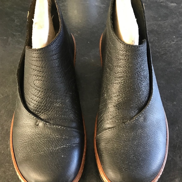 El Naturalista slip on shoe - Picture 1 of 5